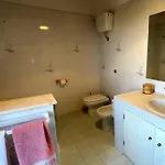 Con Ampio Giardino A Apartamento *