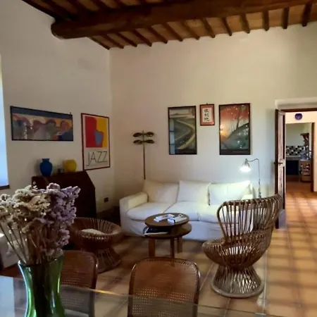 Con Ampio Giardino A * Porano