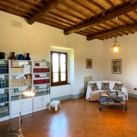 Con Ampio Giardino A Apartamento